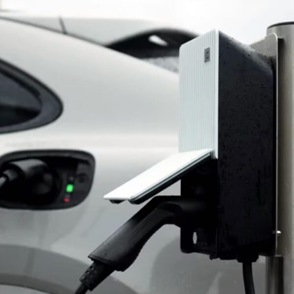 Sähköauton latausasema TeltoCharge 11kW, Type2, BT/WiFi, RFID, kuormanhallinta, aurinkosähkö - Image 2